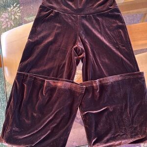 Wide leg, velour Y2K chocolate brown Only Hearts pants.